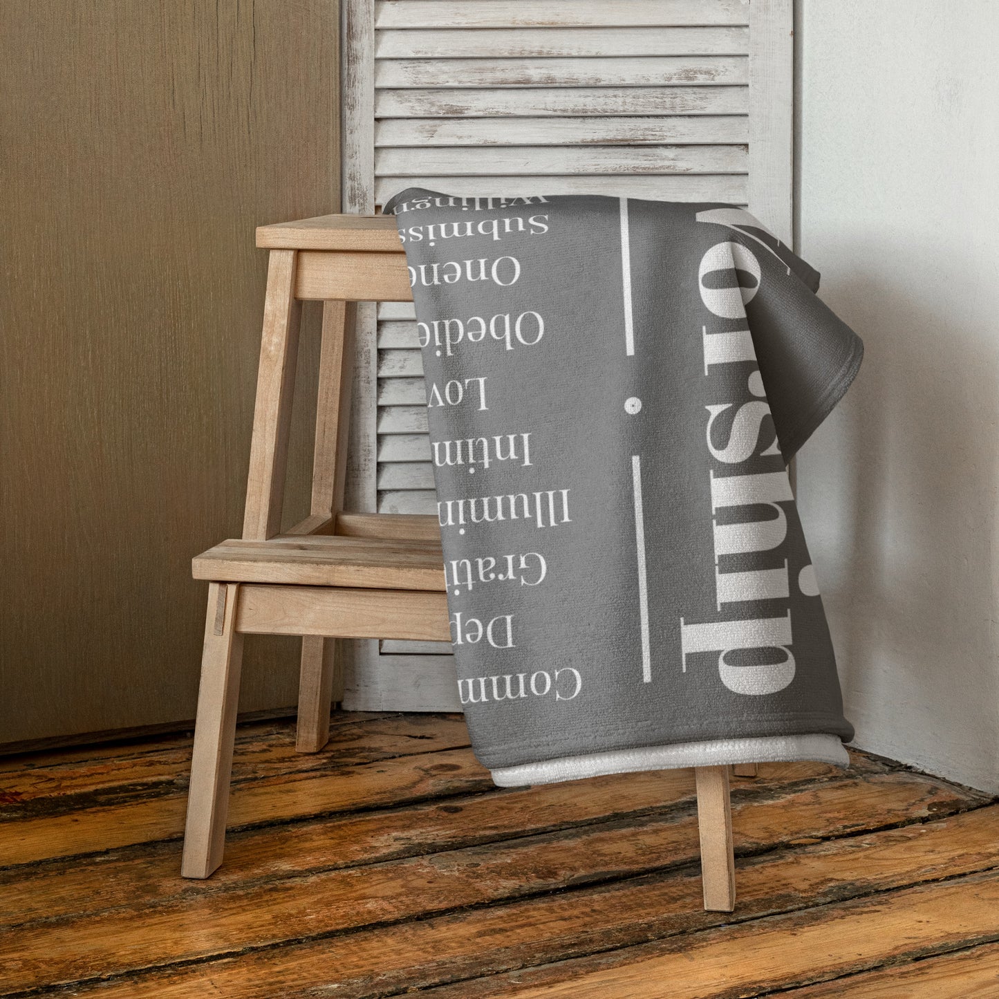 Worship inspirational plush towel - Grey