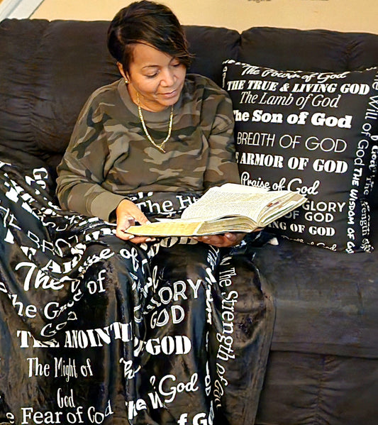 Attributes of God Inspirational Throw blanket - Black/White